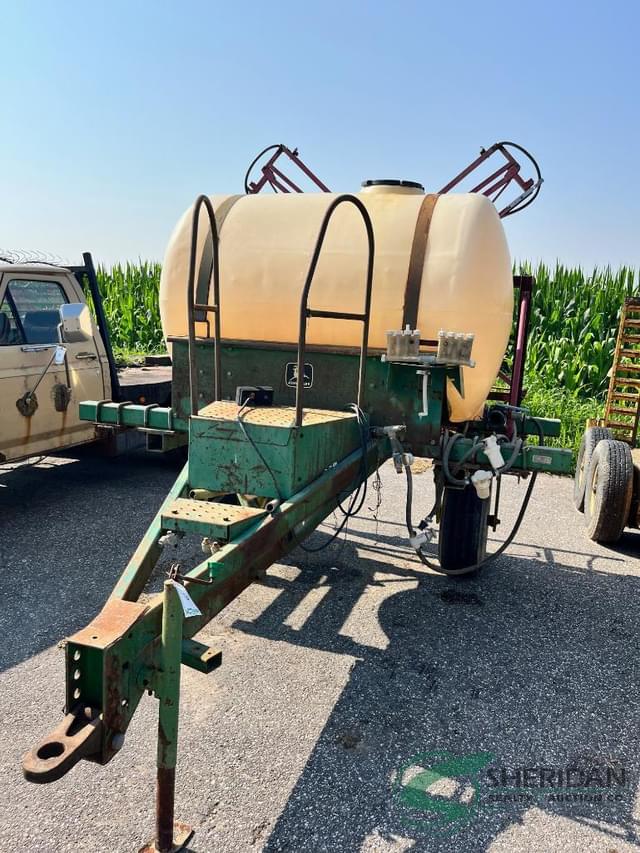 Image of John Deere 250 equipment image 2