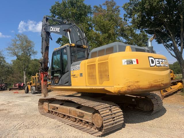 Image of John Deere 250G equipment image 1