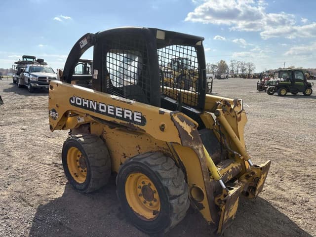 Image of John Deere 250 equipment image 4