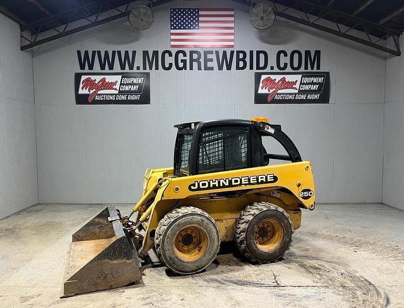 Image of John Deere 250 Primary image