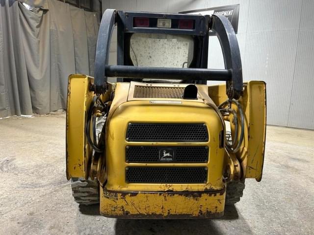 Image of John Deere 250 equipment image 3