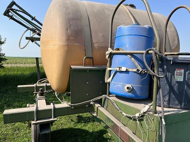 Image of John Deere 250 equipment image 2