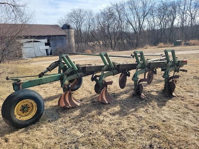 Image of John Deere 2500 equipment image 3