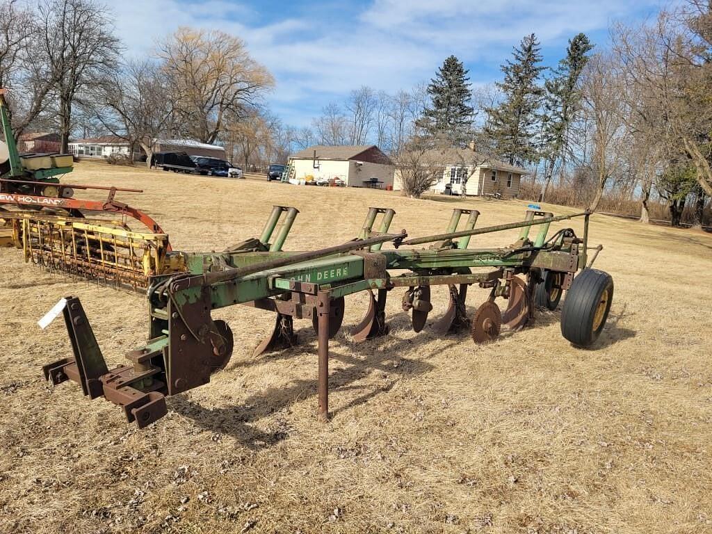 Image of John Deere 2500 Primary image