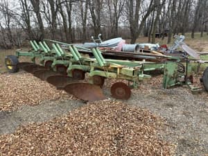 John Deere 2500 Image