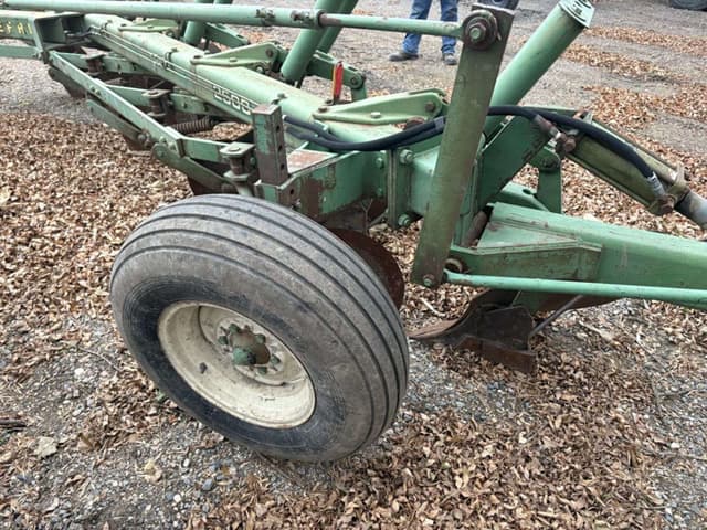 Image of John Deere 2500 equipment image 3