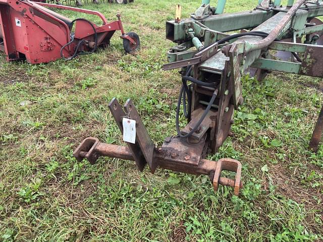 Image of John Deere 2500 equipment image 1