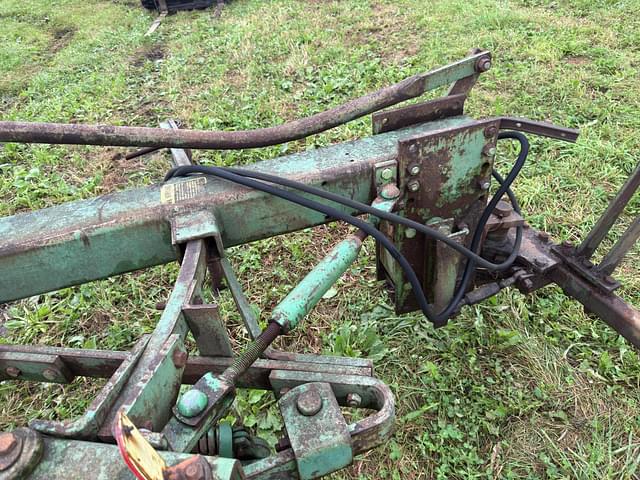 Image of John Deere 2500 equipment image 4