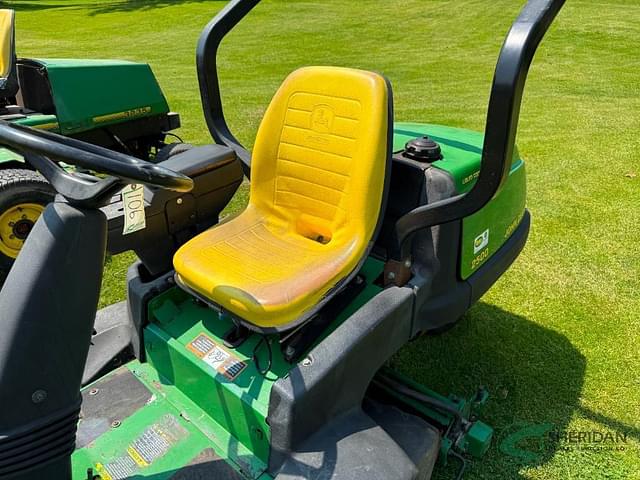 Image of John Deere 2500 equipment image 3