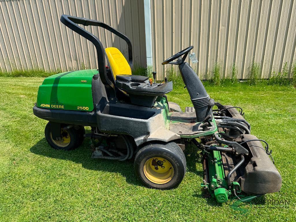 Image of John Deere 2500 Primary image