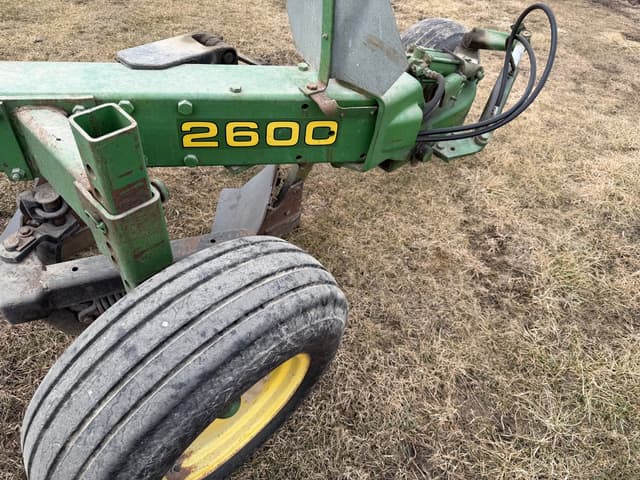 Image of John Deere 2600 equipment image 4