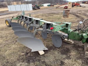 John Deere 2600 Image