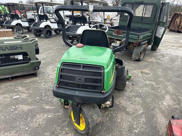 Image of John Deere 2500A equipment image 3