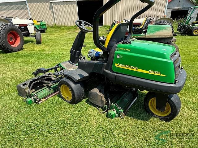 Image of John Deere 2500A equipment image 4