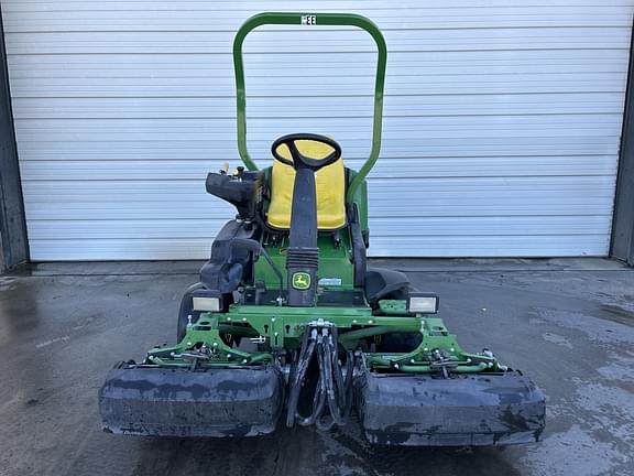 Image of John Deere 2500B equipment image 3