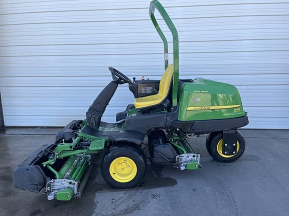 Main image John Deere 2500B