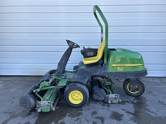 Image of John Deere 2500B Primary image