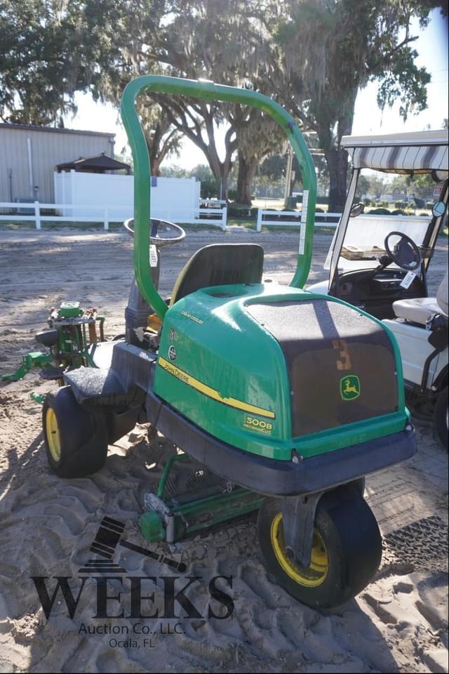 Image of John Deere 2500B equipment image 3
