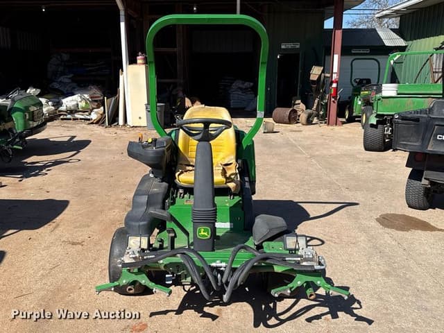 Image of John Deere 2500B equipment image 1