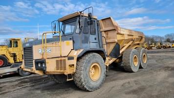 Main image John Deere 250C