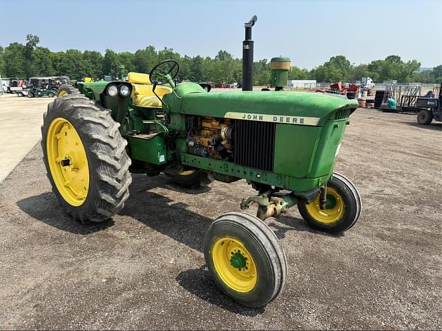 Image of John Deere 2510 equipment image 1