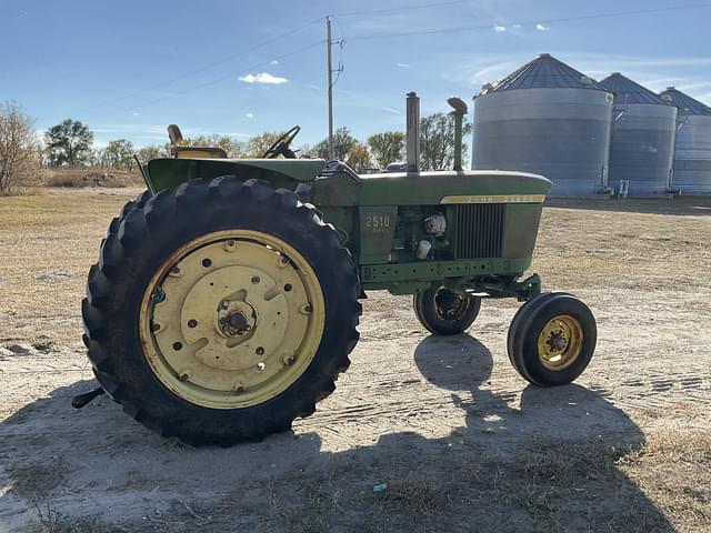 Image of John Deere 2510 equipment image 4