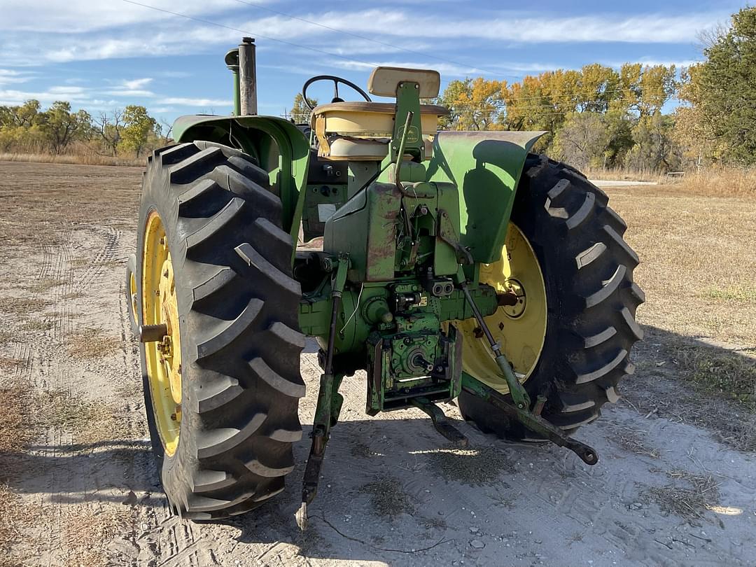 Image of John Deere 2510 Primary image