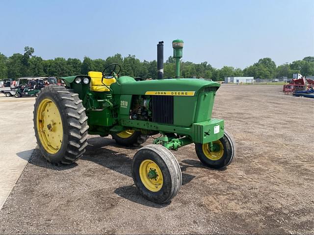 Image of John Deere 2510 equipment image 2
