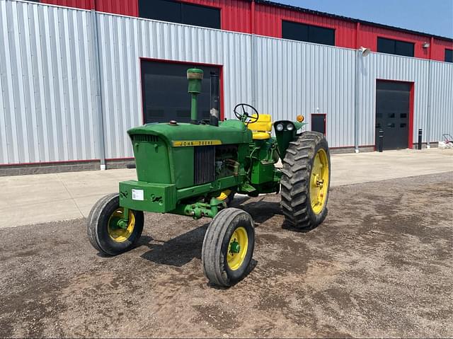 Image of John Deere 2510 equipment image 1