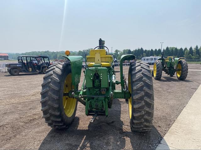 Image of John Deere 2510 equipment image 4