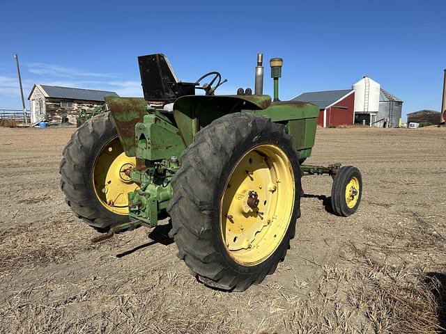 Image of John Deere 2510 equipment image 4