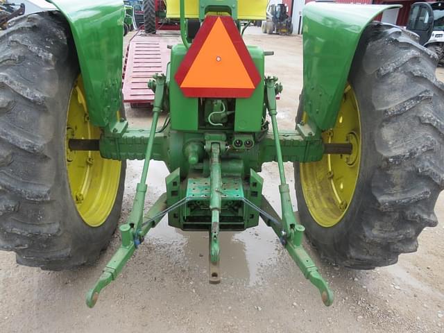 Image of John Deere 2510 equipment image 4