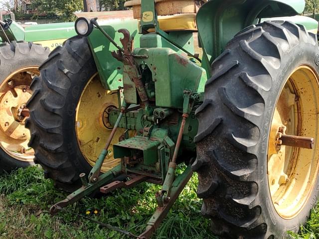 Image of John Deere 2510 equipment image 3