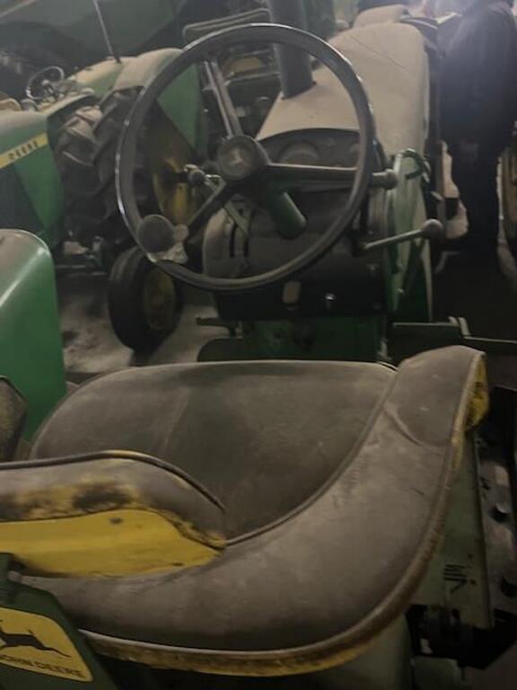 Image of John Deere 2510 equipment image 4