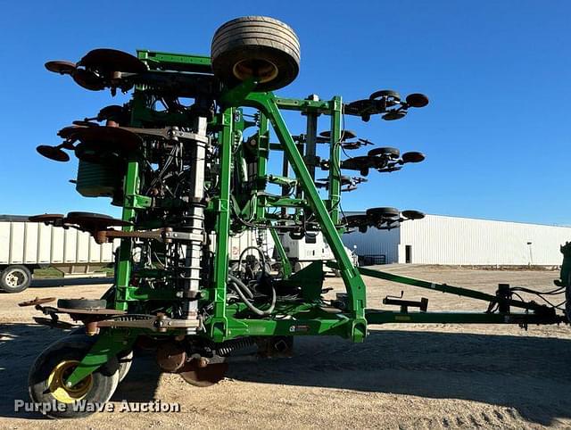 Image of John Deere 2510 equipment image 3