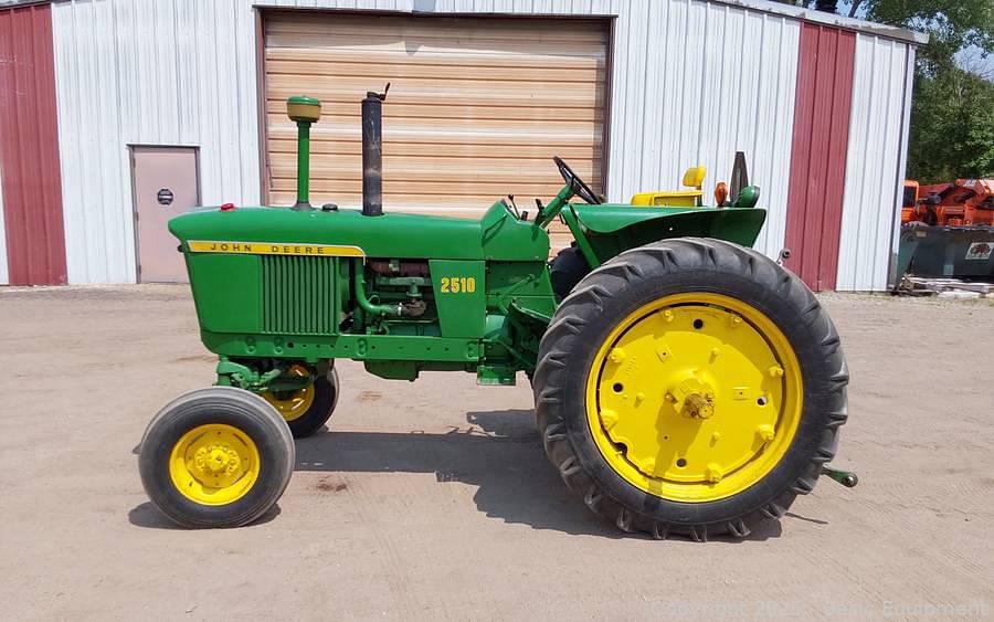 Image of John Deere 2510 Primary Image