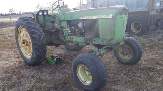 Image of John Deere 2510 equipment image 1