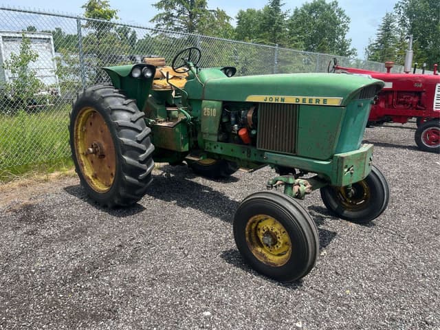 Image of John Deere 2150 equipment image 3