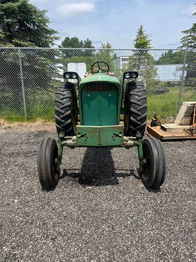 Image of John Deere 2150 equipment image 2