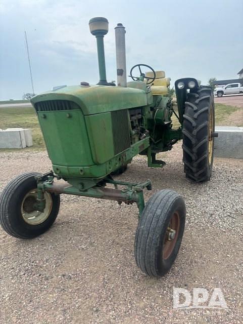 Image of John Deere 2510 equipment image 4