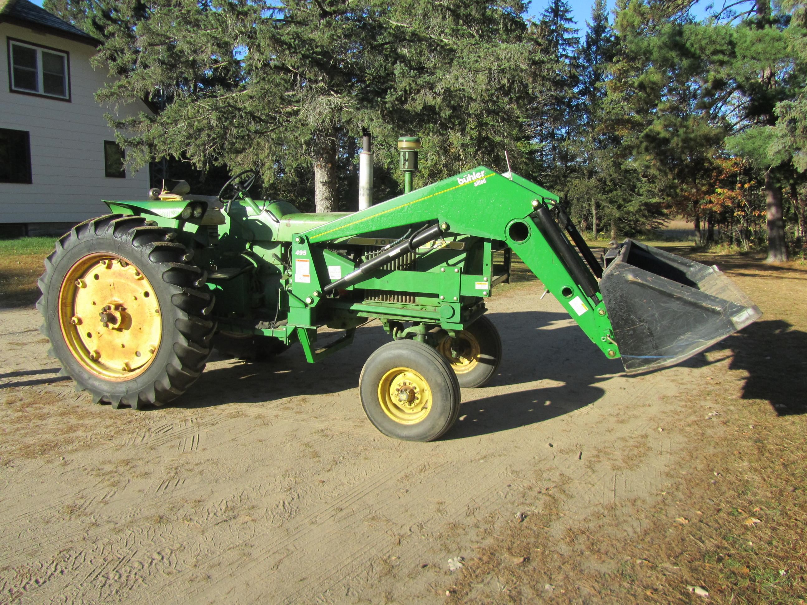John Deere 2510 Equipment Image0