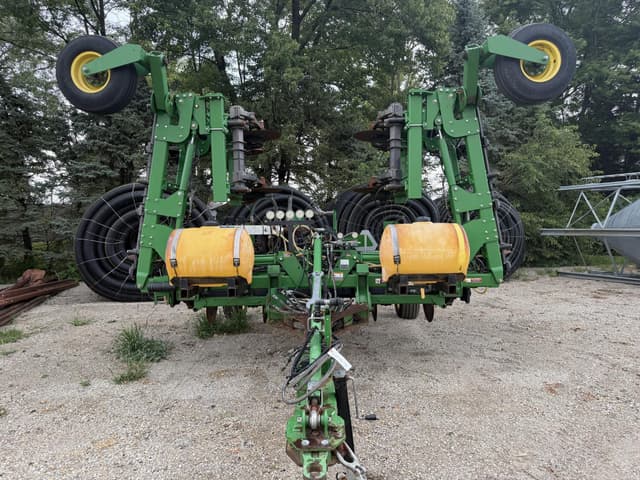 Image of John Deere 2510H equipment image 1