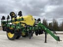 John Deere 2510L Image