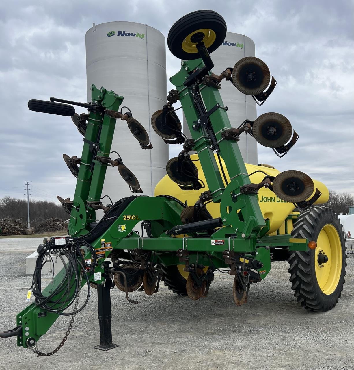 Main image John Deere 2510L