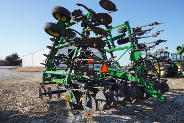 Image of John Deere 2510S equipment image 3