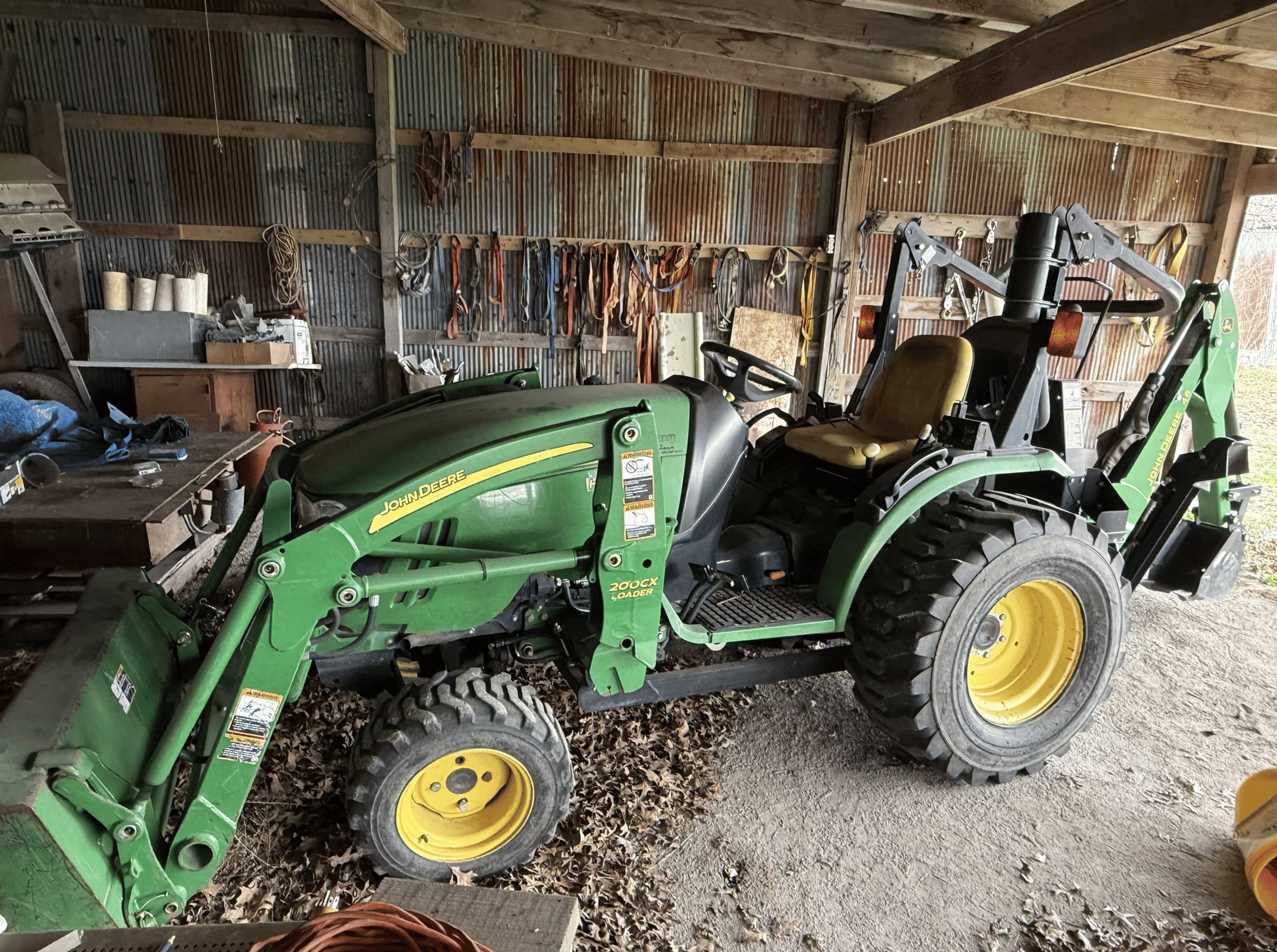 Main image John Deere 2520