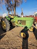 John Deere 2520 Image