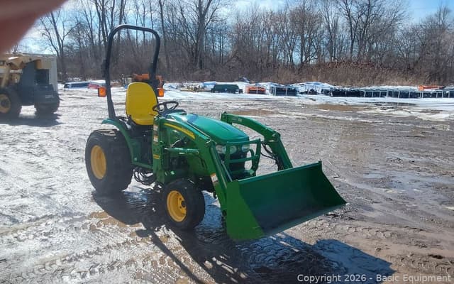 Image of John Deere 2520 equipment image 3