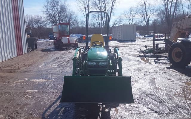 Image of John Deere 2520 equipment image 2