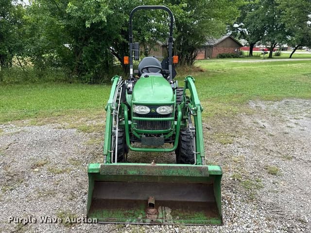 Image of John Deere 2520 equipment image 1